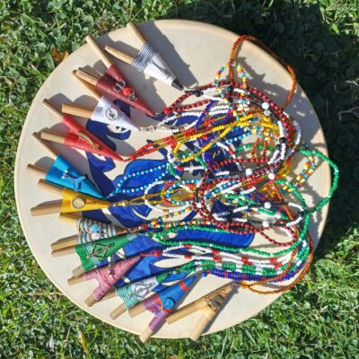 Rapé Kuripes made from Bamboo with a beaded necklace